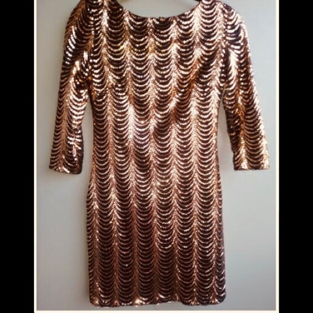 GORGEOUS Charlotte Russe Shimmery Dress💞